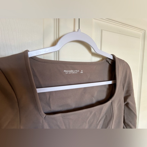 Abercrombie & Fitch - Soft A&F Collection brown bodysuit - Picture 2 of 3